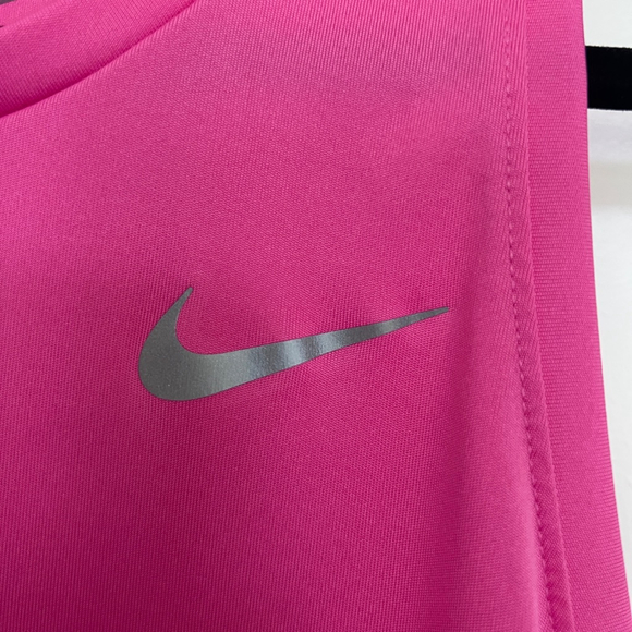 Nike Dri-FIT Running Tank – Women's Medium – Bright Pink – EUC - Picture 2 of 4
